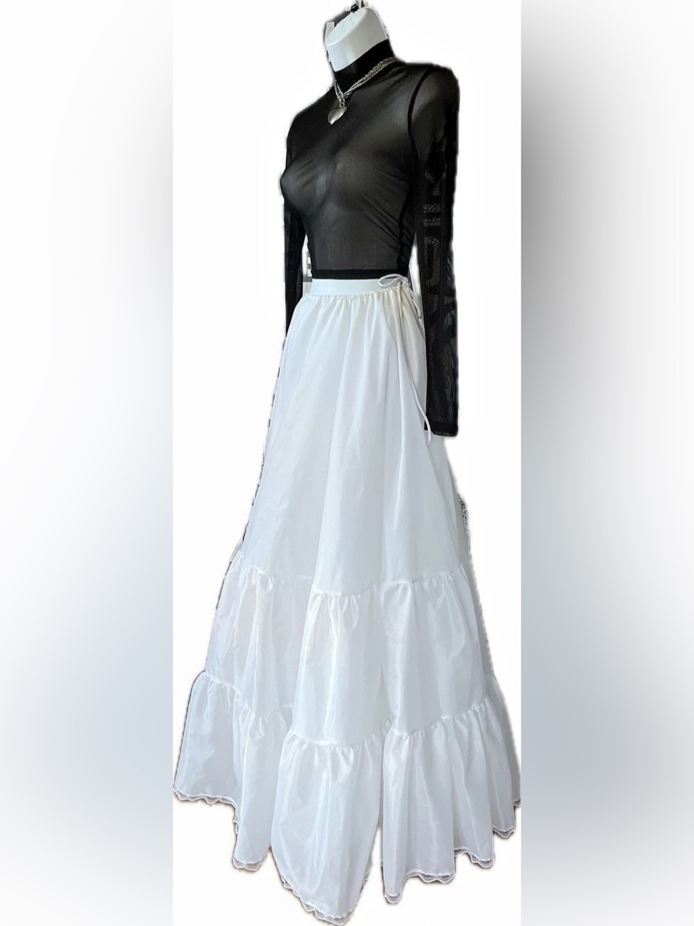 Vintage Darling white layered tulle shirt petticoat skirt with ruffled tiers